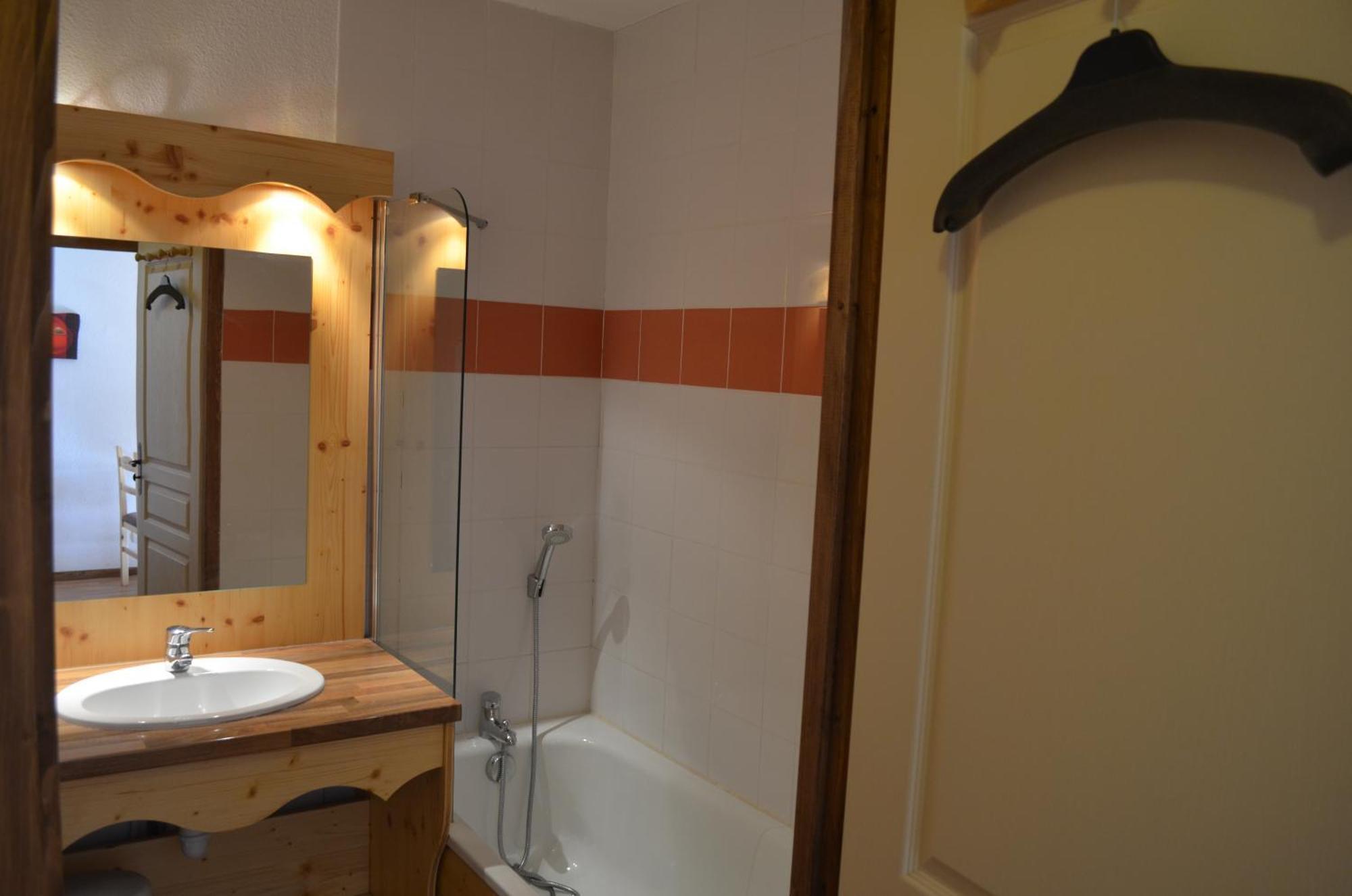 Appartements 3 Vallees, Piscine Et Sauna Orelle Exteriér fotografie