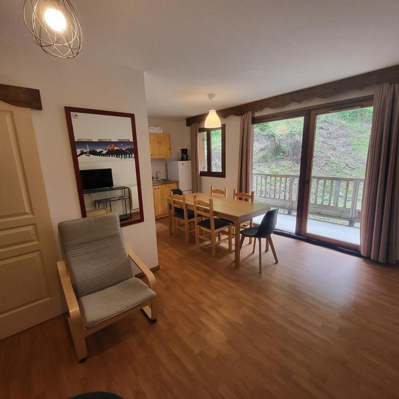 Appartements 3 Vallees, Piscine Et Sauna Orelle Exteriér fotografie